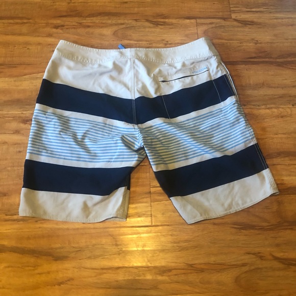 Volcom Board Shorts Men`s Size 38 Pockets Mod Tech Swim Trunks Tan Blue. - Picture 4 of 4